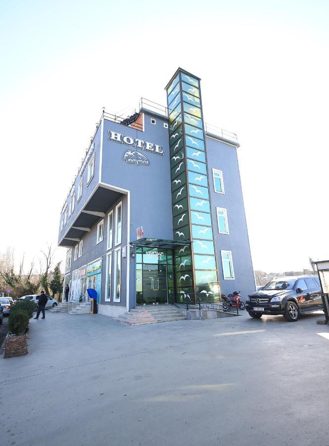 Hotel Tolia Kutaisi Exterior photo