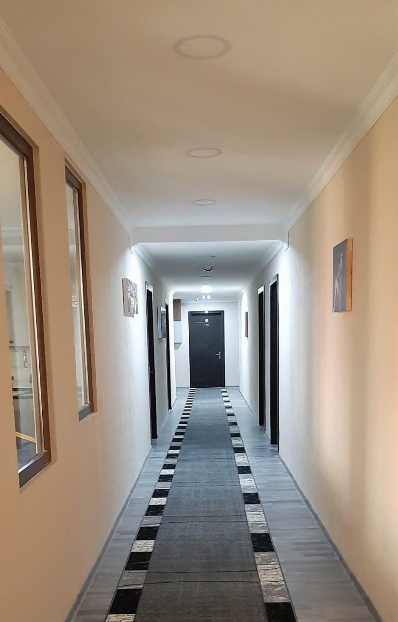 Hotel Tolia Kutaisi Exterior photo