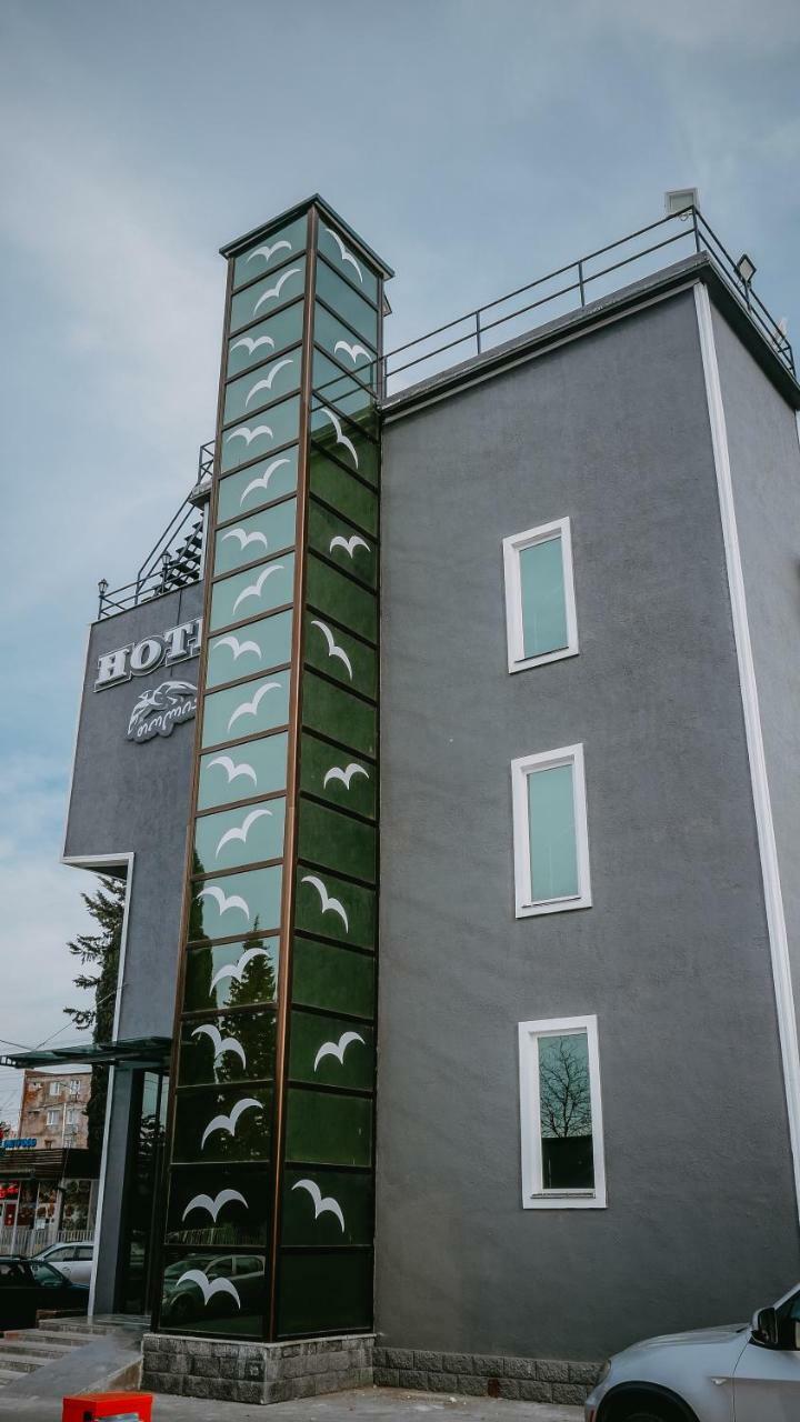 Hotel Tolia Kutaisi Exterior photo